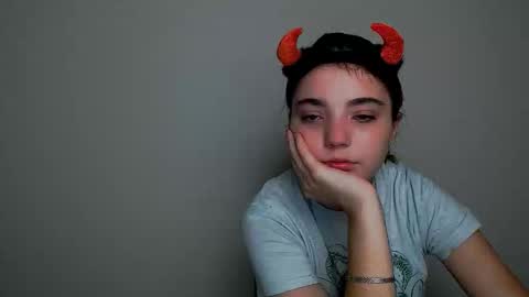 azumi_chan_ online show from 10-10-25, 09:14