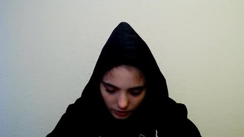 azumi_chan_ online show from 11-03-25, 08:37