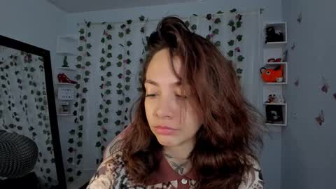 Snapshot of azumi_saan chatting on 11-28-25, 04:04 azumi saan online show from 11-28-25, 04:04