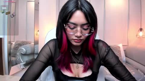 Azura online show from 12-13-24, 10:55