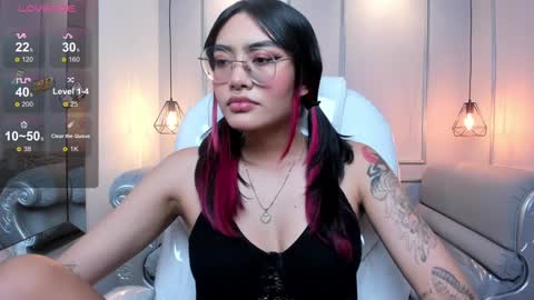 Azura online show from 12-30-24, 07:21