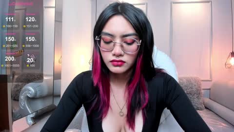 Azura online show from 01-02-25, 07:18