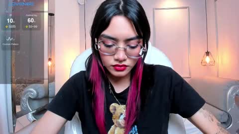 Azura online show from 02-13-25, 07:21