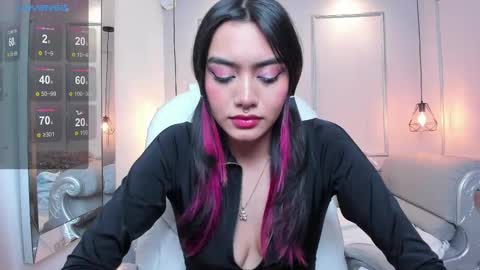 Azura online show from 02-26-25, 10:20