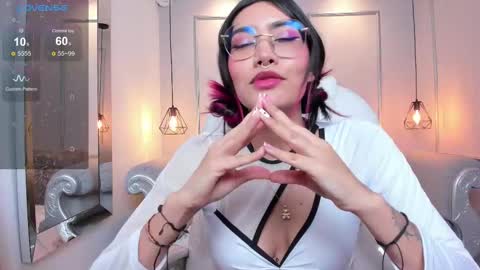 Azura online show from 03-01-25, 01:43