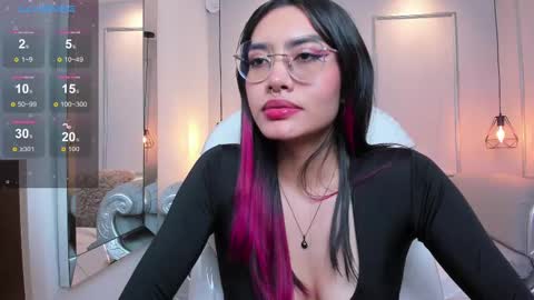 Snapshot of azurakindong chatting on 03-05-25, 11:49 Azura online show from 03-05-25, 11:49