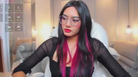 Azura online show from 02-19-26, 08:05