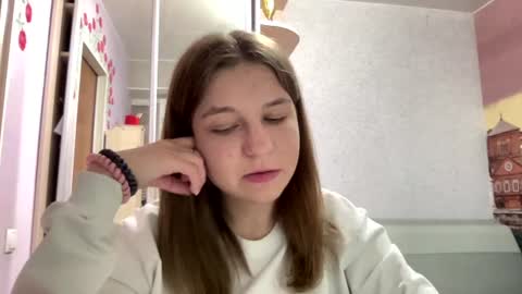 Niki online show from 07-13-26, 06:22
