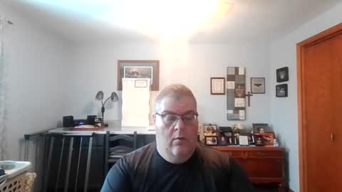 Snapshot of b1gh0rnyguy chatting on 01-06-26, 05:27 Cory online show from 01-06-26, 05:27
