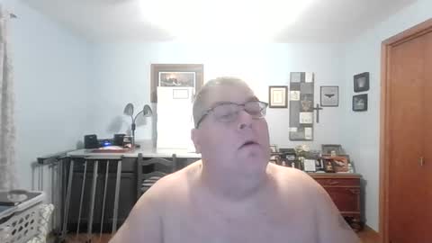 Snapshot of b1gh0rnyguy chatting on 01-07-26, 11:23 Cory online show from 01-07-26, 11:23