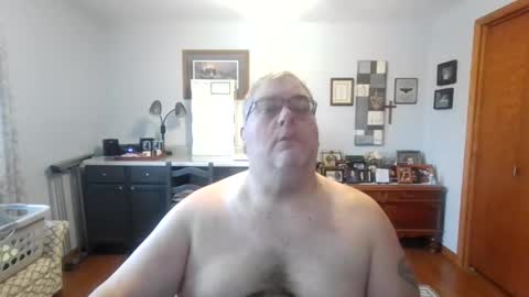Snapshot of b1gh0rnyguy chatting on 02-05-26, 02:22 Cory online show from 02-05-26, 02:22