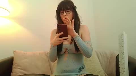 Snapshot of b3cky_ chatting on 03-04-25, 09:18 Rebecca online show from 03-04-25, 09:18