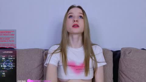 b4by_emilia online show from 11-10-25, 06:23