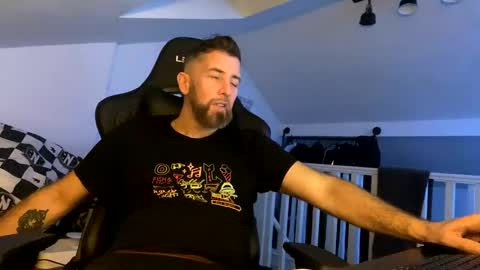 b4dafall44 online show from 12-25-24, 11:31