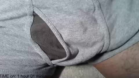 Snapshot of b4dman_ chatting on 09-29-25, 01:44 OneHitWonderr online show from 09-29-25, 01:44