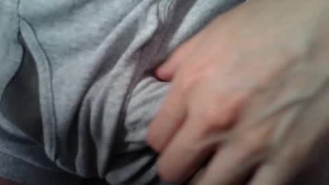 Snapshot of b4dman_ chatting on 10-07-25, 02:58 OneHitWonderr online show from 10-07-25, 02:58