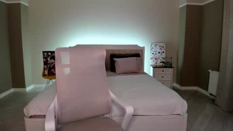 Snapshot of bab_boom chatting on 10-03-25, 12:40 Monica online show from 10-03-25, 12:40