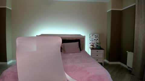 Snapshot of bab_boom chatting on 10-08-25, 12:41 Monica online show from 10-08-25, 12:41