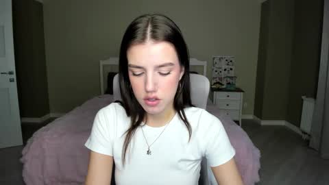 Snapshot of bab_boom chatting on 11-11-25, 01:16 Monica online show from 11-11-25, 01:16