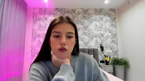 Snapshot of bab_boom chatting on 02-16-26, 01:35 Monica online show from 02-16-26, 01:35