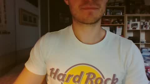 Snapshot of babacoolmagic chatting on 01-18-25, 02:33 babacoolmagic online show from 01-18-25, 02:33