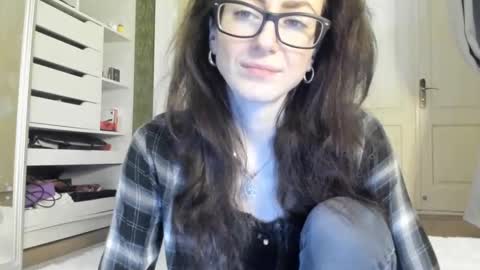 Snapshot of babby_jewel chatting on 12-06-24, 09:32 babby_jewel online show from 12-06-24, 09:32