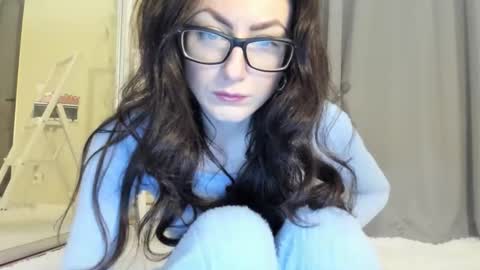 Snapshot of babby_jewel chatting on 10-26-25, 11:05 babby_jewel online show from 10-26-25, 11:05