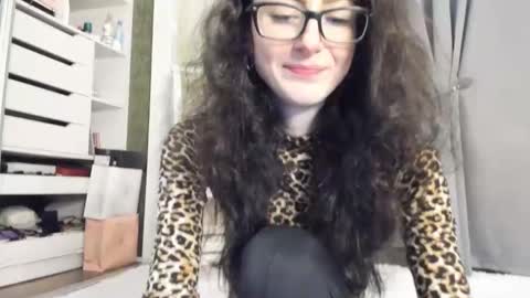 Snapshot of babby_jewel chatting on 11-14-25, 11:31 babby_jewel online show from 11-14-25, 11:31