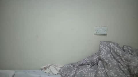 Snapshot of babby_sweethot chatting on 12-14-25, 01:16 Shee online show from 12-14-25, 01:16