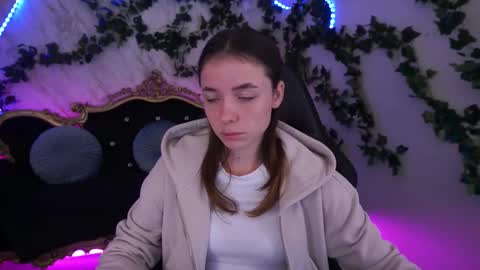 Babe online show from 10-10-25, 06:56