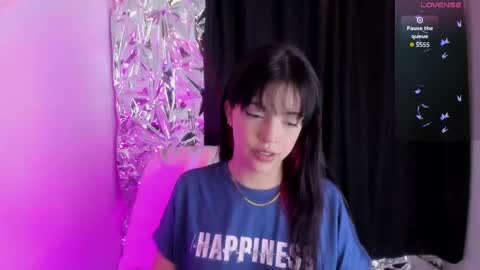 Queen B online show from 09-25-25, 05:38