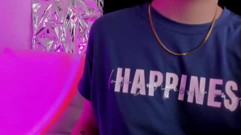 Queen B online show from 09-30-25, 05:29