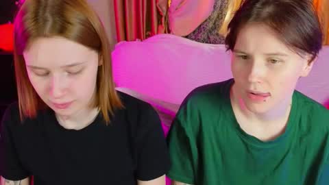 Snapshot of babees_eva chatting on 11-04-25, 11:20 Sweety Eva online show from 11-04-25, 11:20