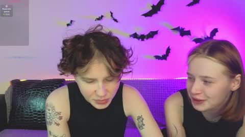 Snapshot of babees_eva chatting on 11-20-25, 10:59 Sweety Eva online show from 11-20-25, 10:59