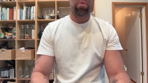 Snapshot of babeheater chatting on 12-20-25, 10:06 babeheater online show from 12-20-25, 10:06