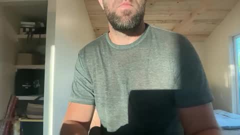 Snapshot of babeheater chatting on 03-20-26, 02:44 babeheater online show from 03-20-26, 02:44