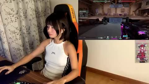 Snapshot of babiej_ chatting on 02-18-25, 06:26 Jialyn online show from 02-18-25, 06:26