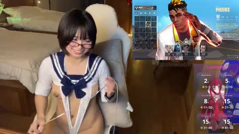 Snapshot of babiej_ chatting on 12-13-25, 07:53 Jialyn online show from 12-13-25, 07:53