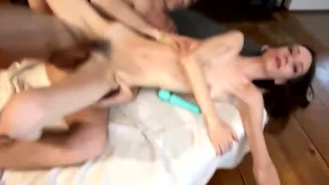 Fern Browning online show from 12-20-24, 02:05