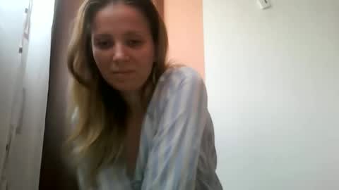 Baby Blonde online show from 10-30-25, 11:44
