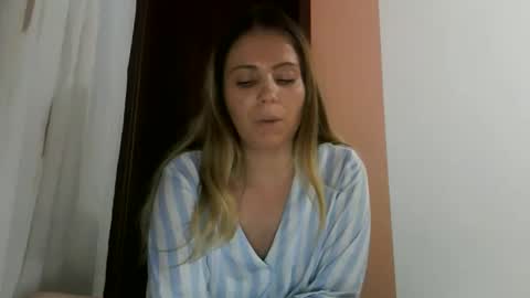 Baby Blonde online show from 11-12-25, 03:12