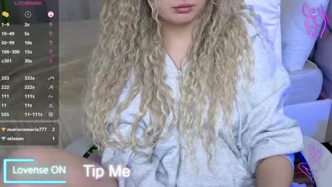 Debora online show from 02-26-25, 08:33