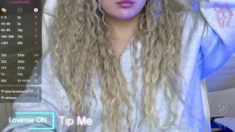 Debora online show from 02-26-25, 11:37