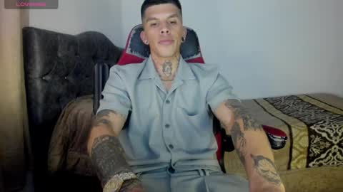 Snapshot of baby_gio chatting on 11-16-25, 10:26 OF GxoXabs online show from 11-16-25, 10:26