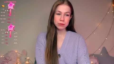 Snapshot of baby_girl_0001 chatting on 12-20-24, 12:30 Kira online show from 12-20-24, 12:30