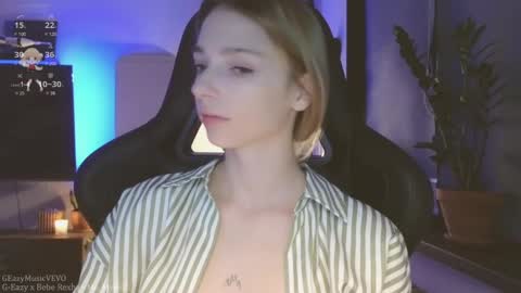 baby gopn1k online show from 01-27-25, 05:03