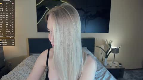 Emily online show from 03-10-25, 09:10