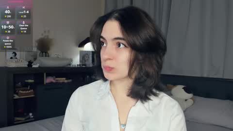 Emily online show from 02-03-26, 07:13