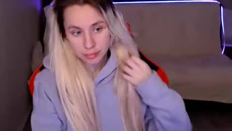 baby_kitte online show from 12-06-24, 04:14