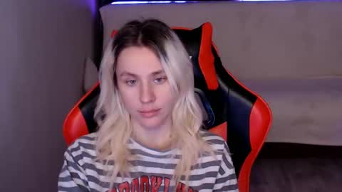 baby_kitte online show from 12-12-24, 07:41